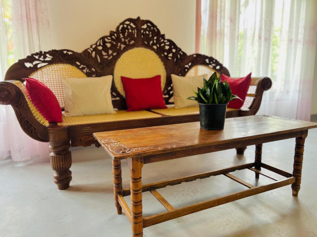 Sea Frame By Walkseylon Bed & Breakfast Хикадува Екстериор снимка